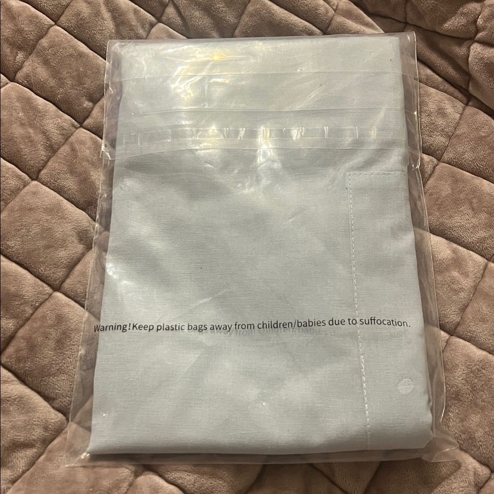 Simple Opulence Light Blue Apron - Picture 2 of 3
